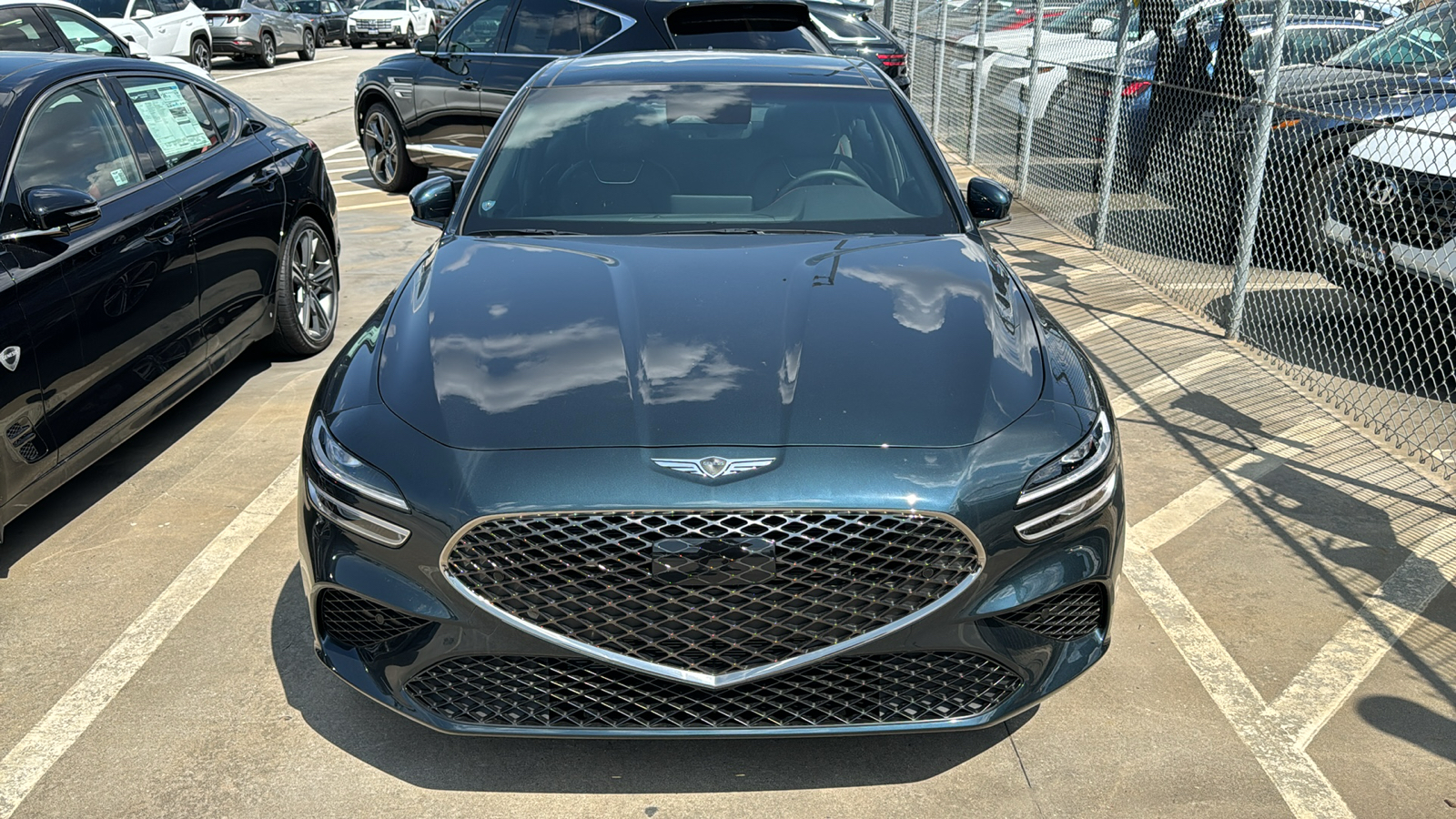 2025 Genesis G70 2.5T 2