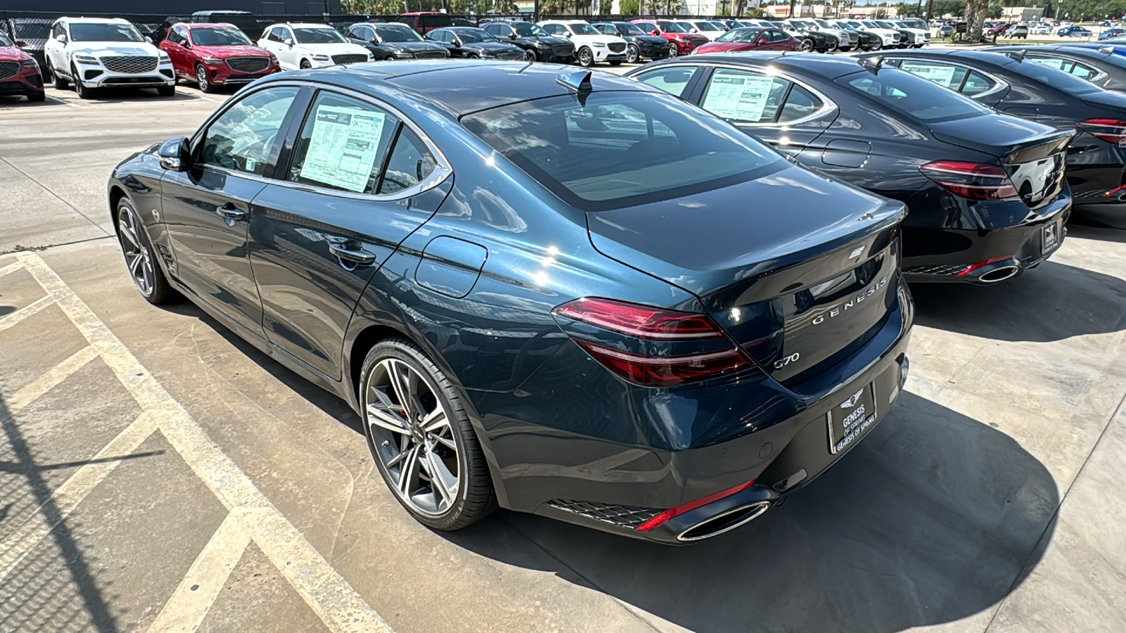 2025 Genesis G70 2.5T 4