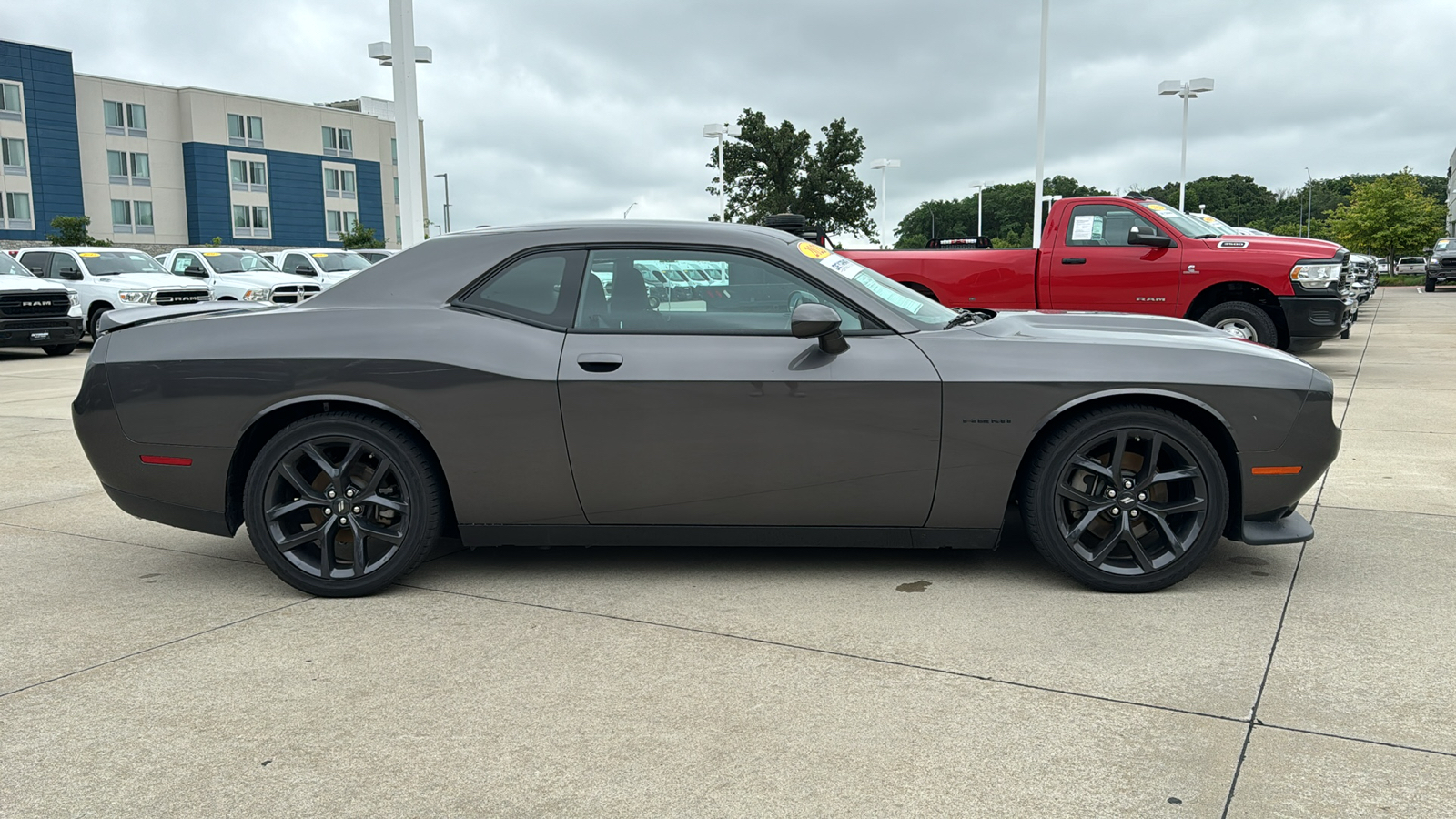 2022 Dodge Challenger R/T 2