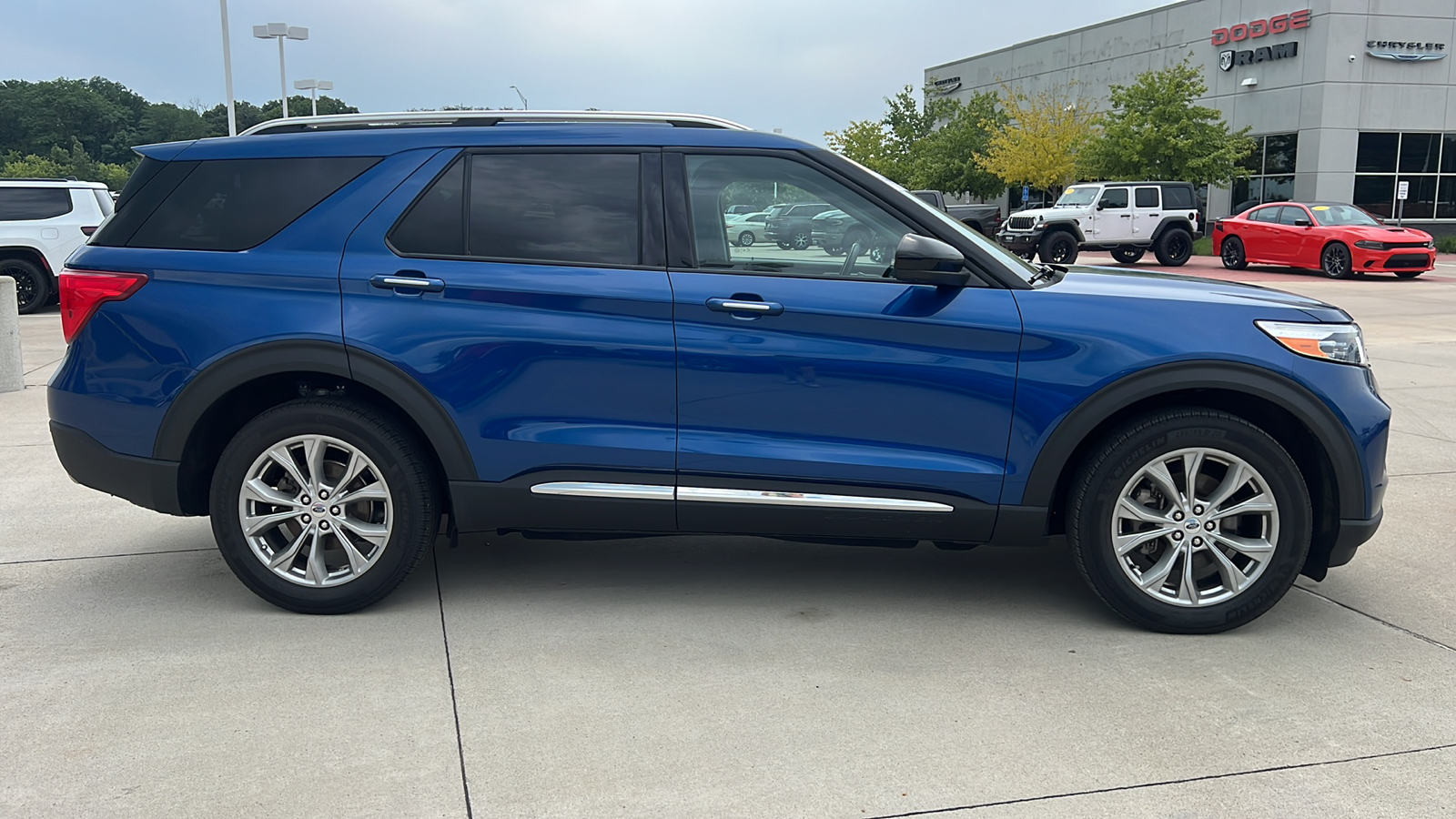 2023 Ford Explorer Limited 2