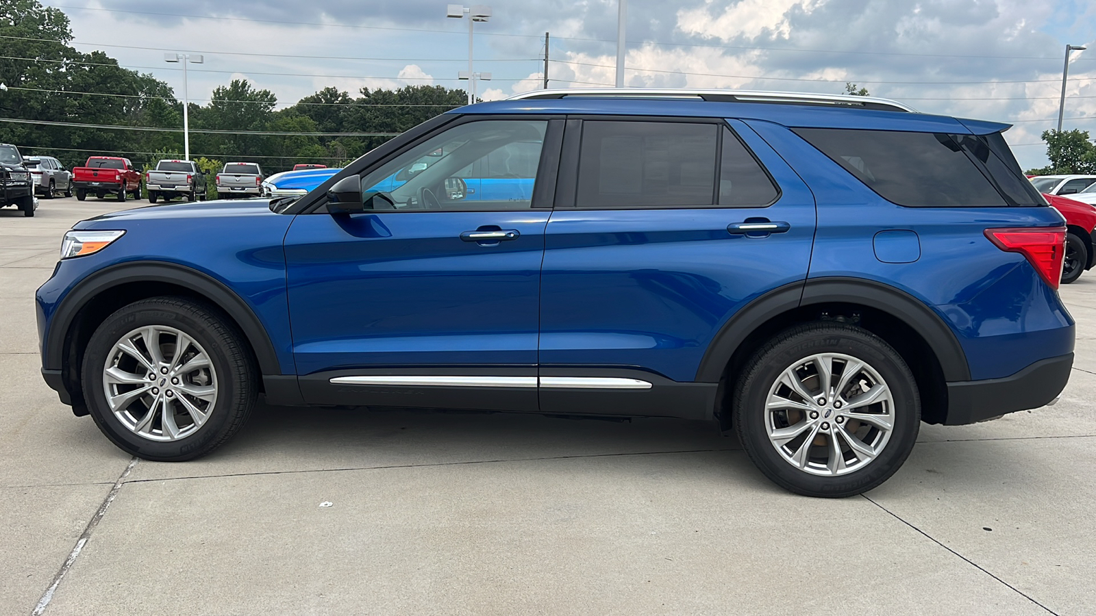 2023 Ford Explorer Limited 6