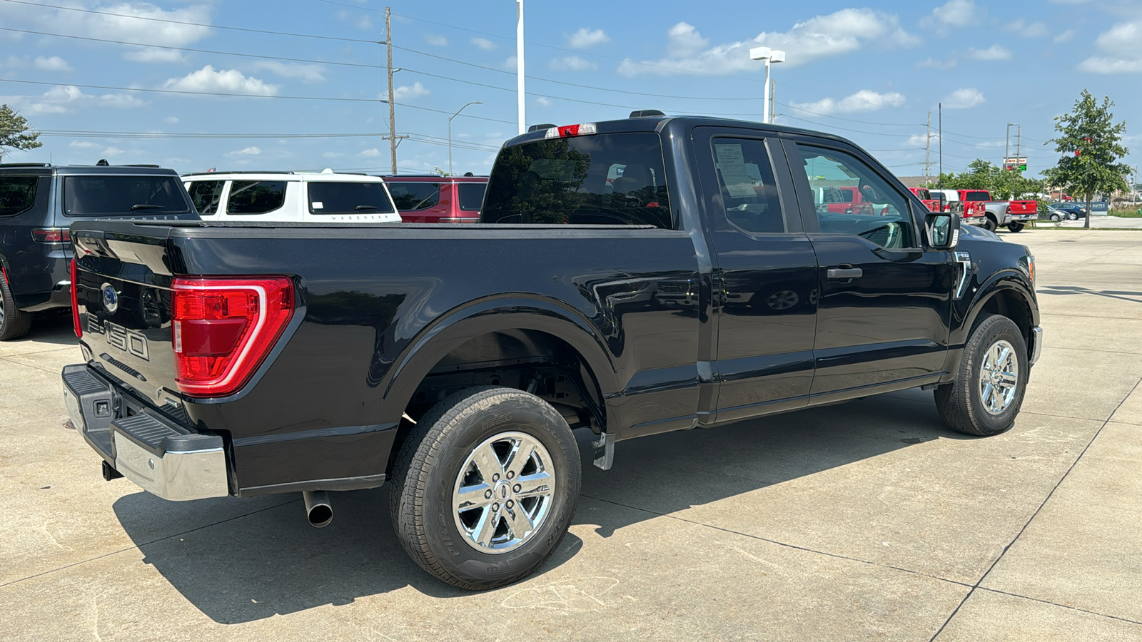 2022 Ford F-150 XLT 3