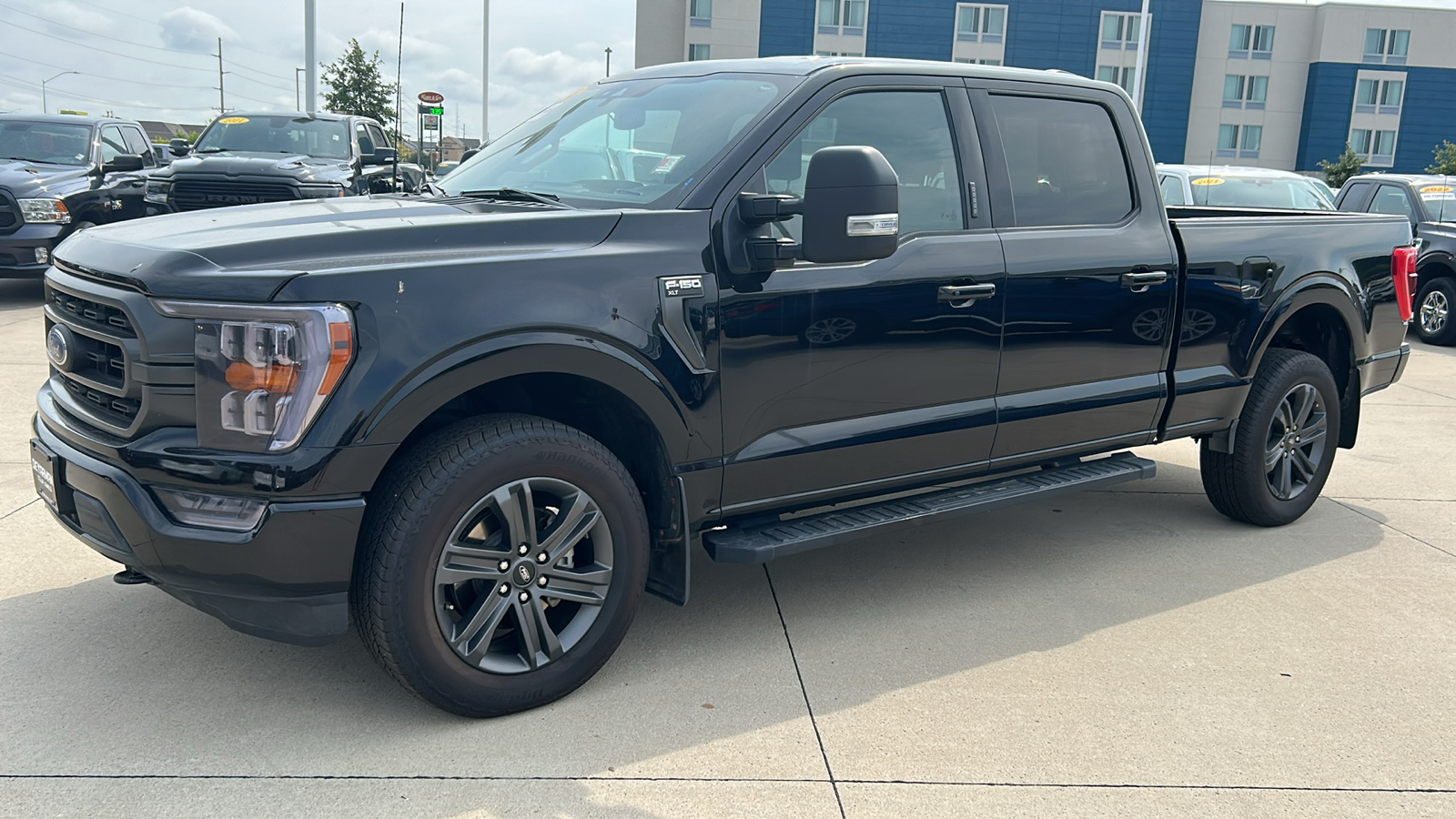 2023 Ford F-150 XLT 7