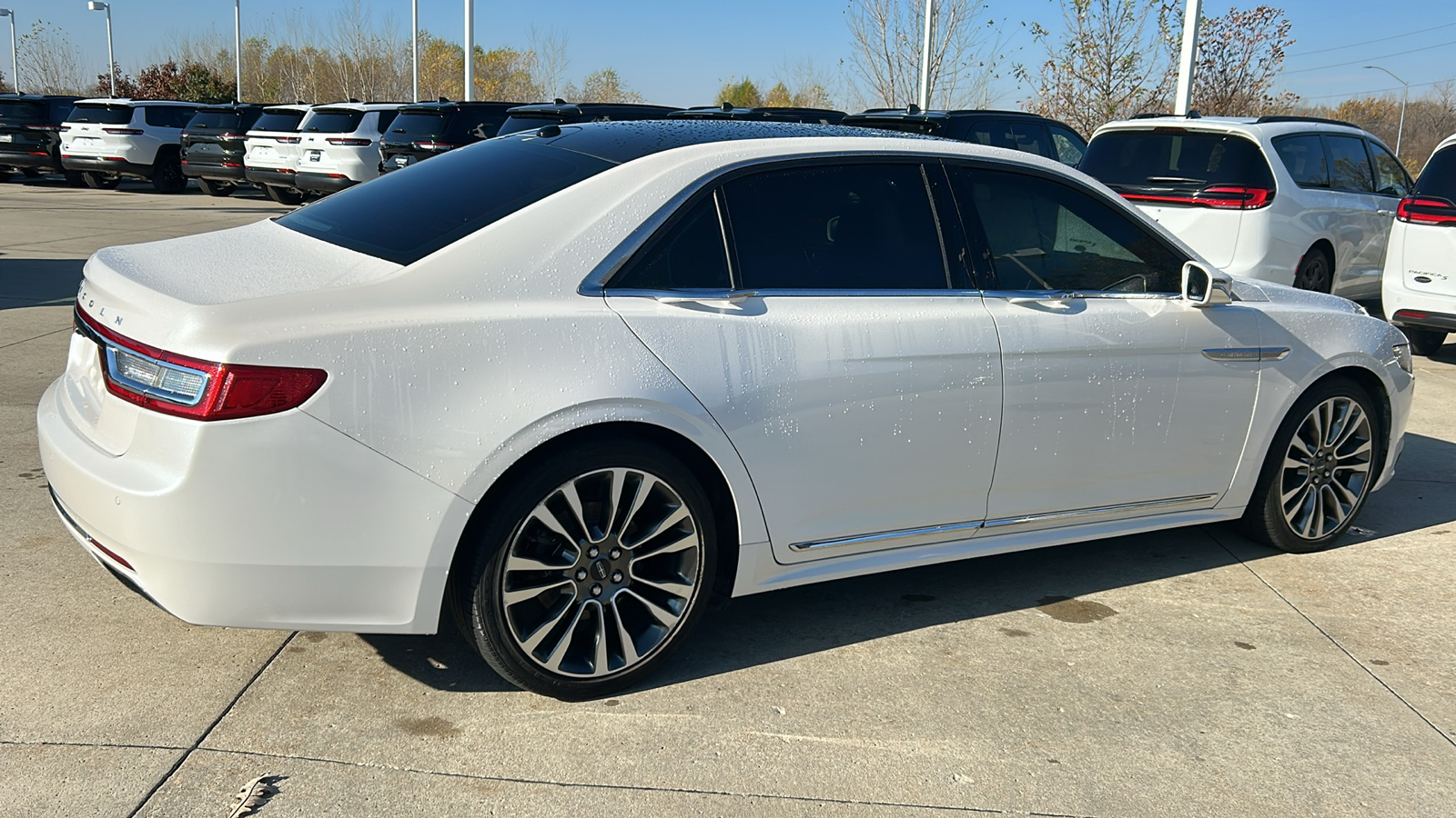 2017 Lincoln Continental Reserve 3