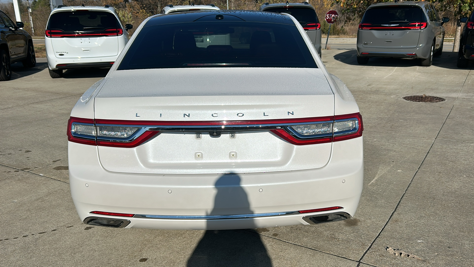 2017 Lincoln Continental Reserve 4