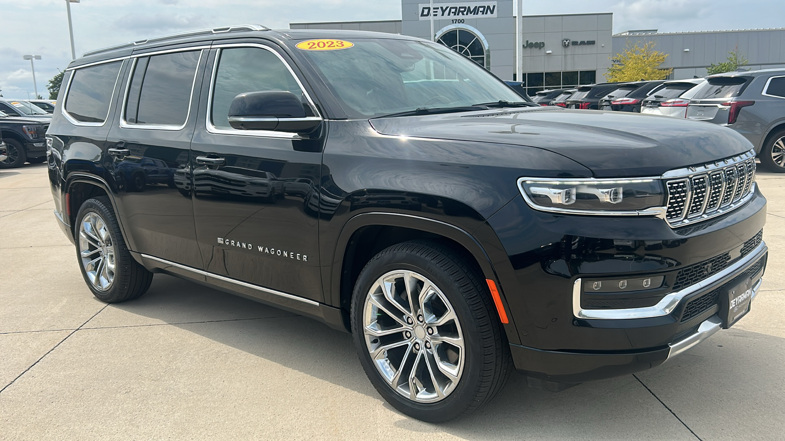 2023 Jeep Grand Wagoneer Series II 1