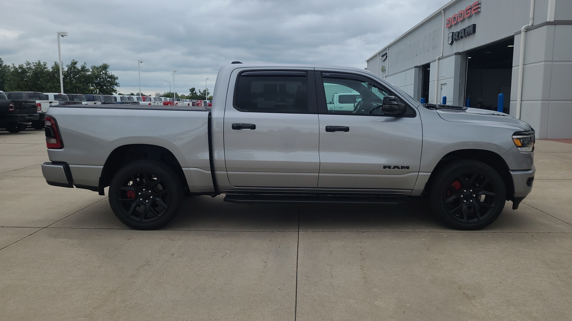 2024 Ram 1500 Laramie 2