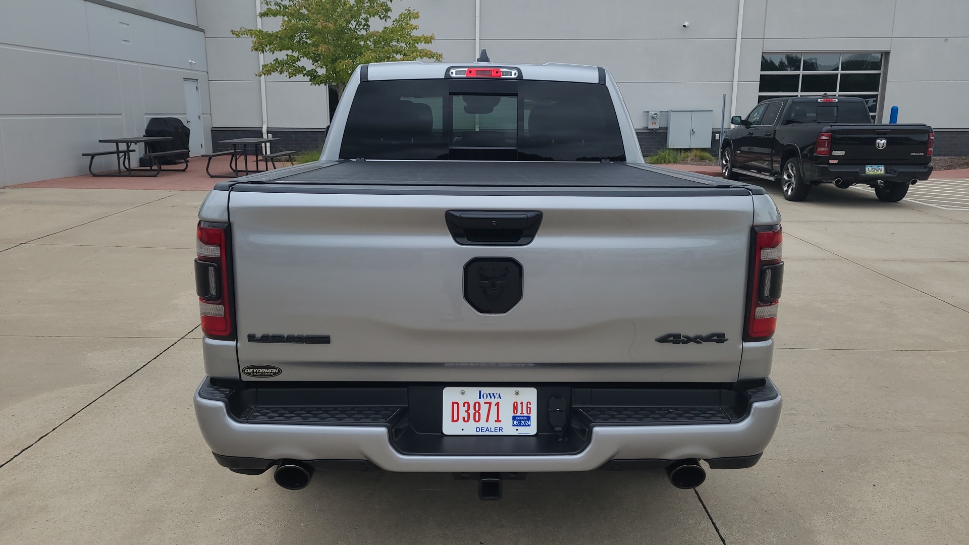 2024 Ram 1500 Laramie 4