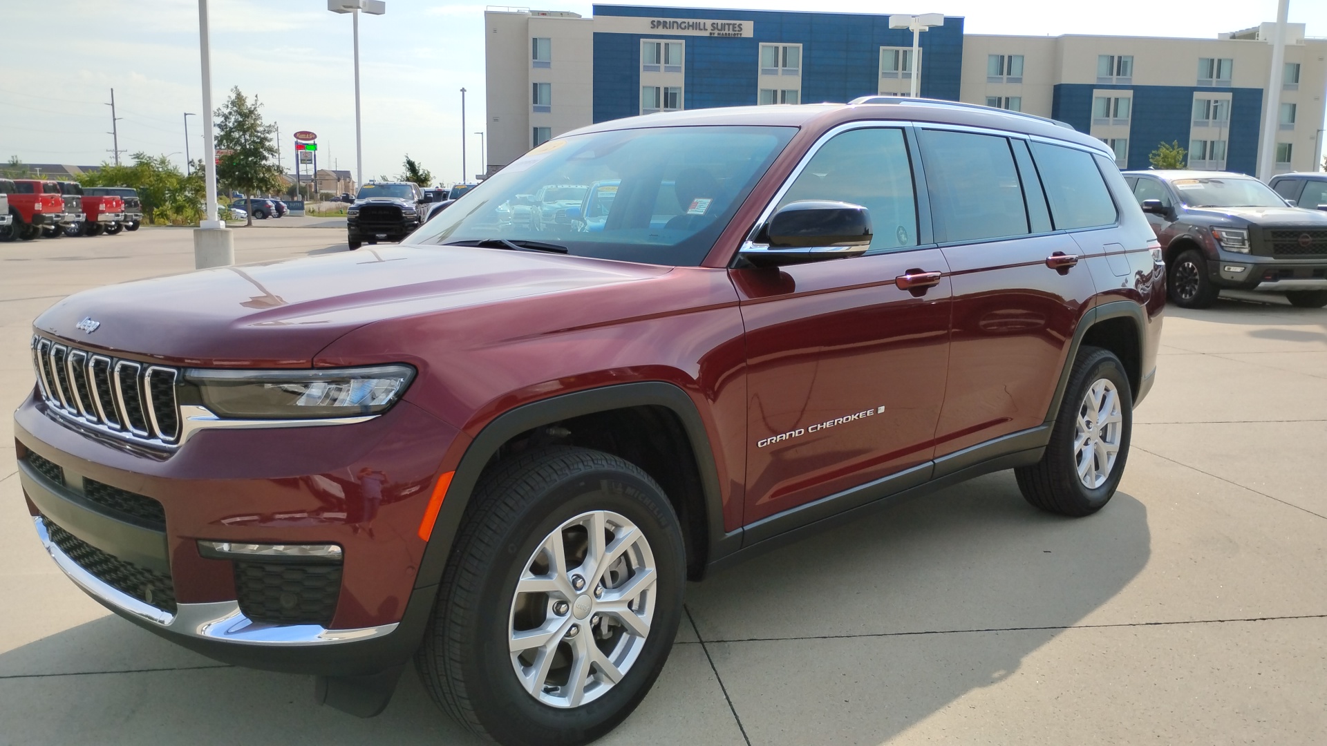 2023 Jeep Grand Cherokee L Limited 7