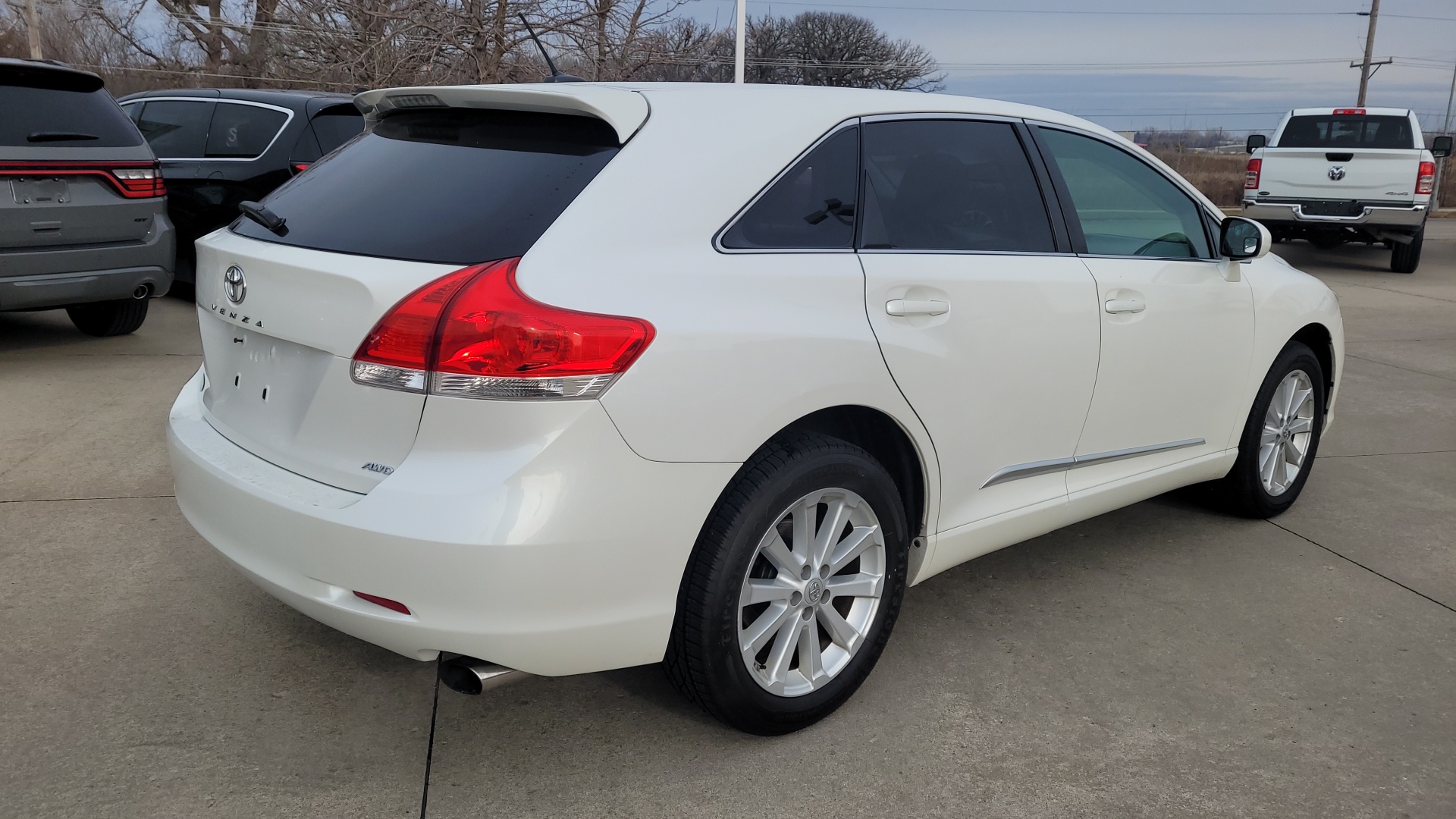 2011 Toyota Venza Base 3