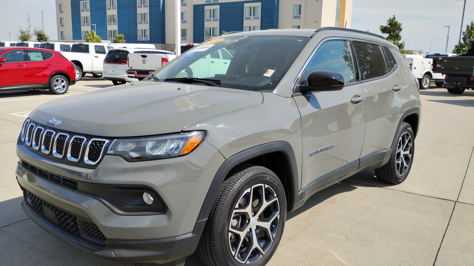 2024 Jeep Compass Latitude 7