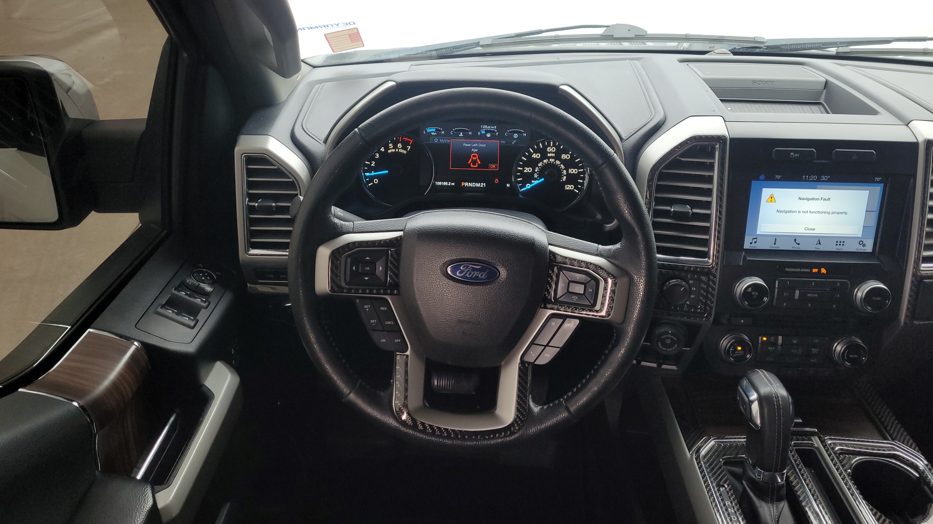 2016 Ford F-150 Lariat 17