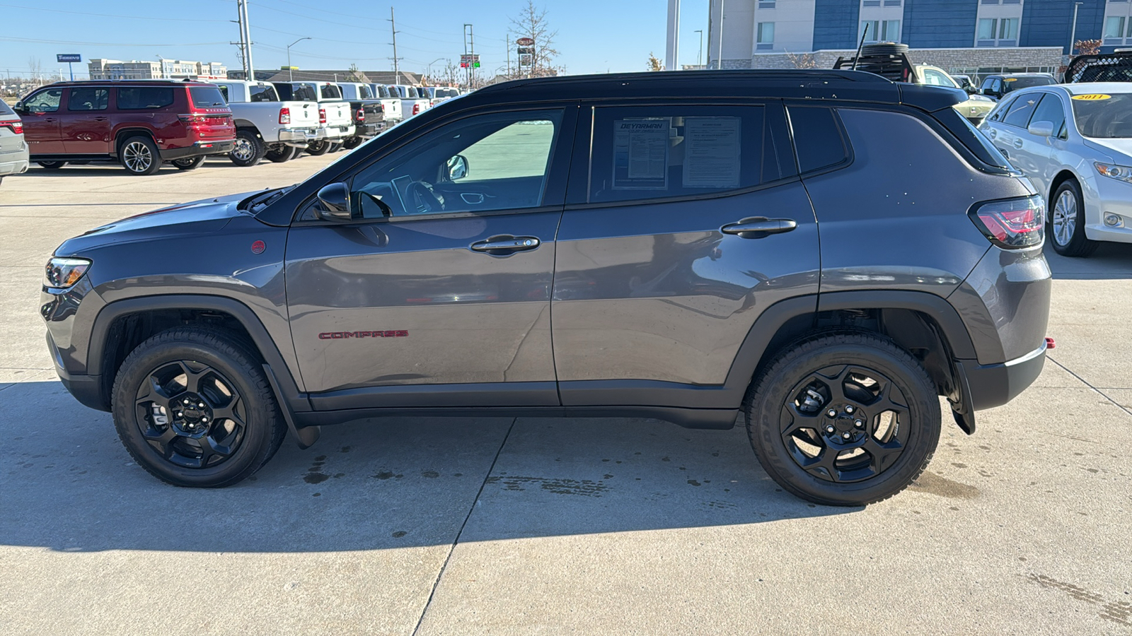 2024 Jeep Compass Trailhawk 6