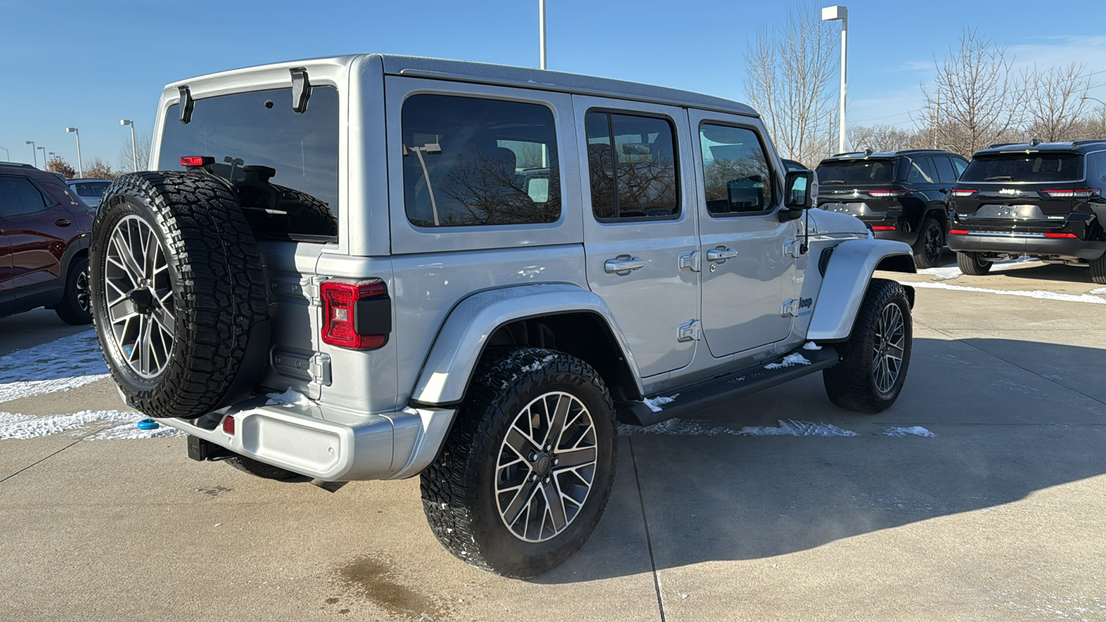 2022 Jeep Wrangler Unlimited Sahara 4xe 3