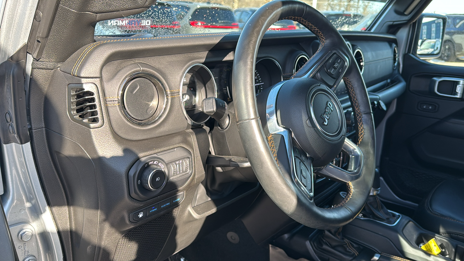 2022 Jeep Wrangler Unlimited Sahara 4xe 13