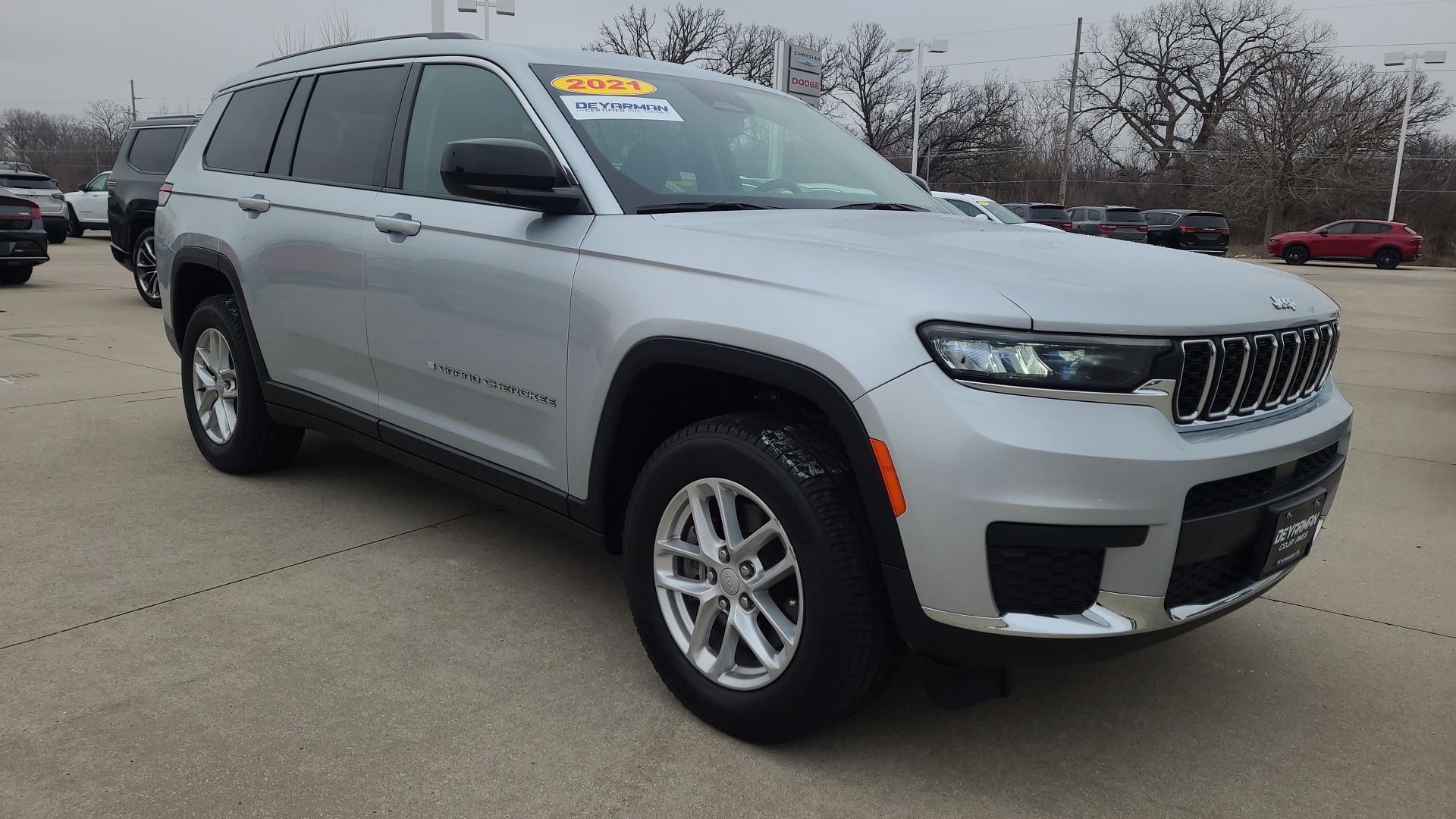 2021 Jeep Grand Cherokee L Laredo 1