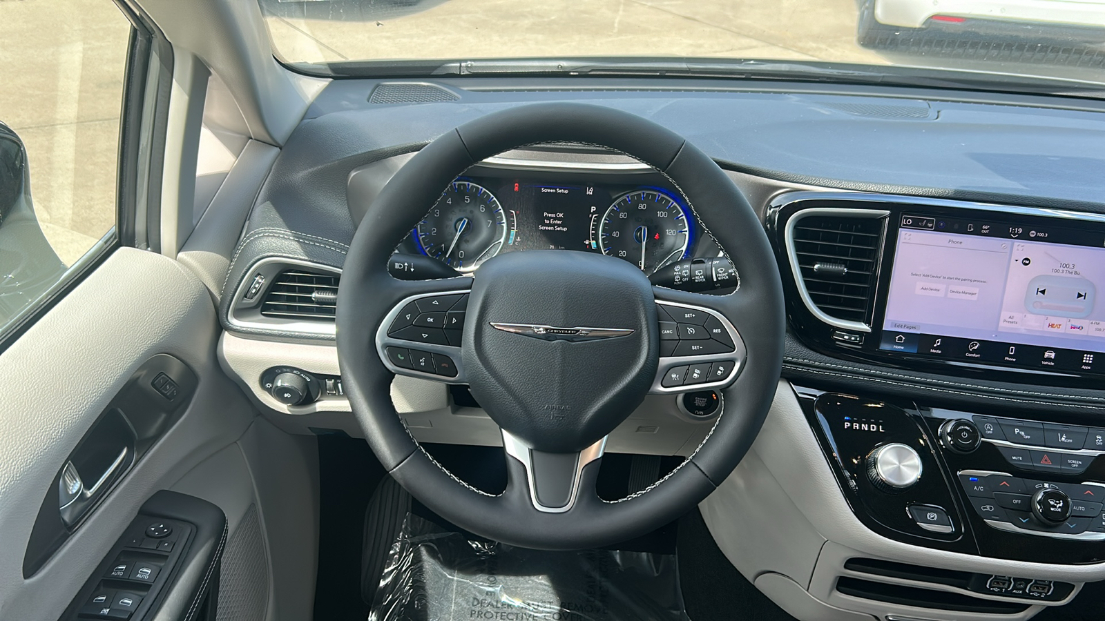 2024 Chrysler Pacifica Limited 24