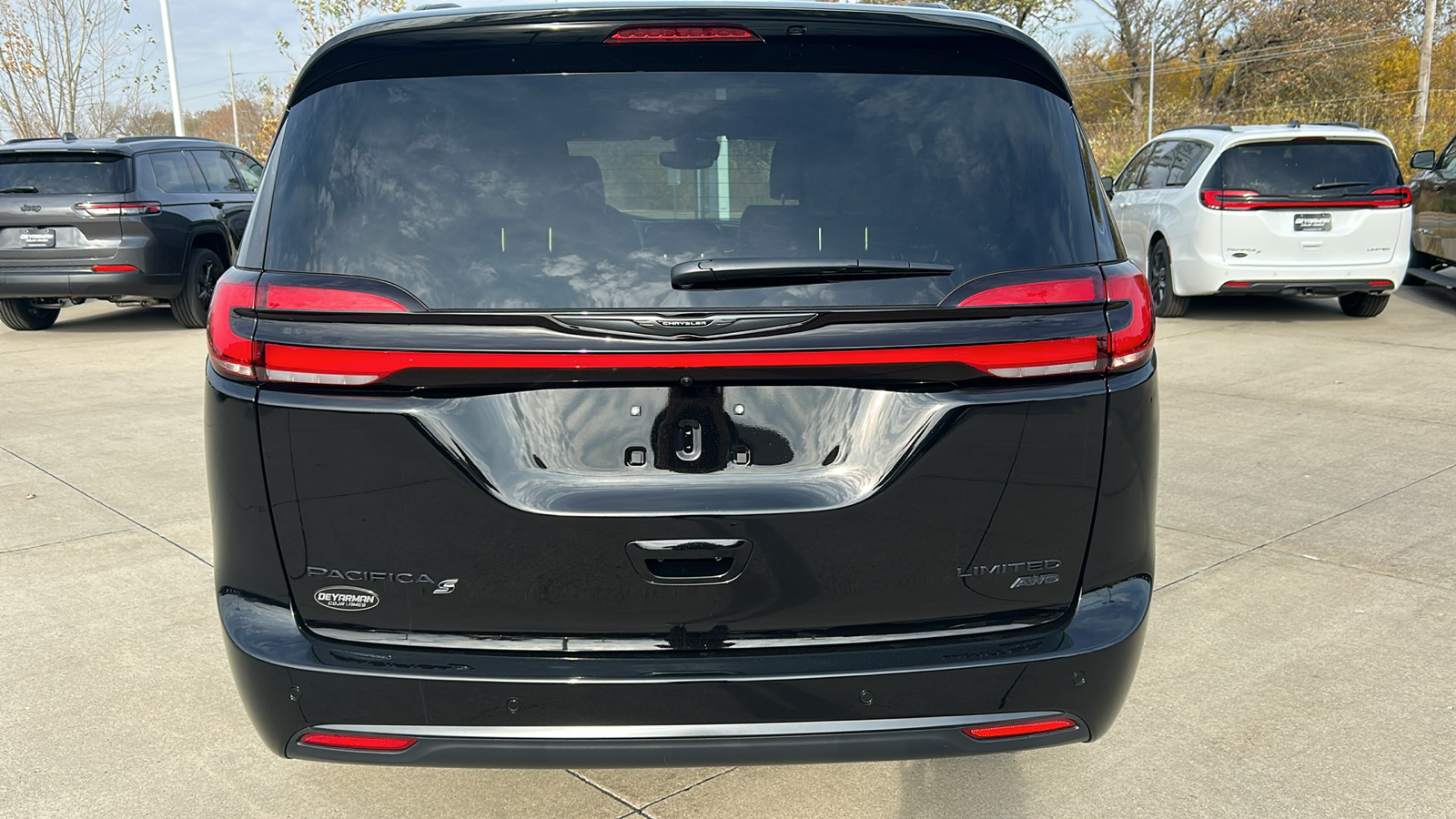 2025 Chrysler Pacifica Limited 4