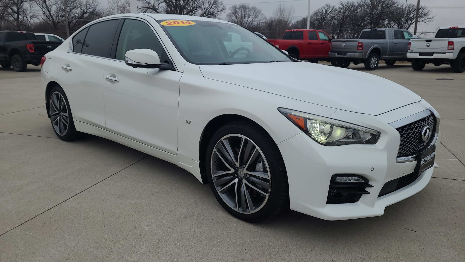 2014 INFINITI Q50 Sport 1