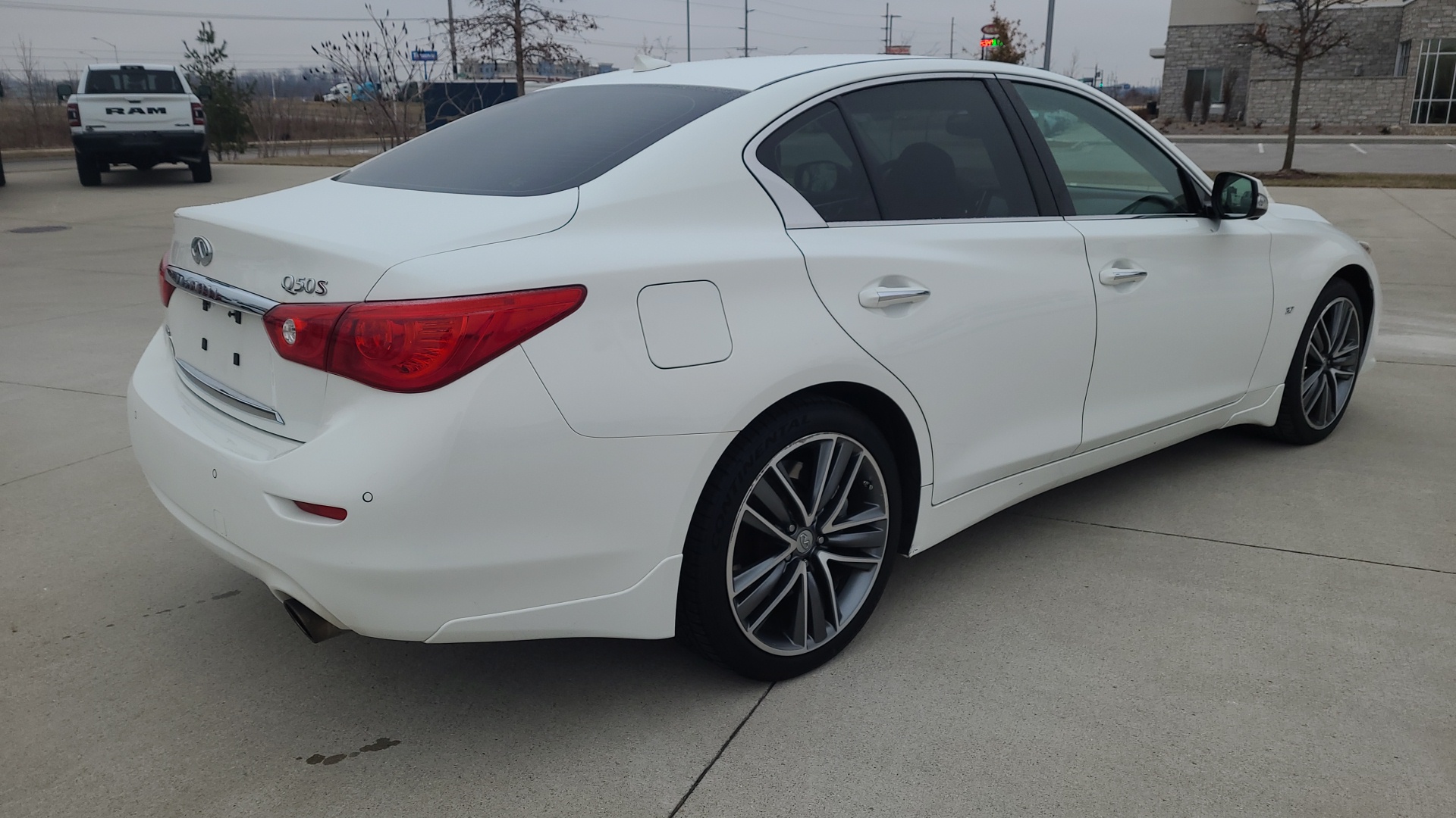 2014 INFINITI Q50 Sport 3