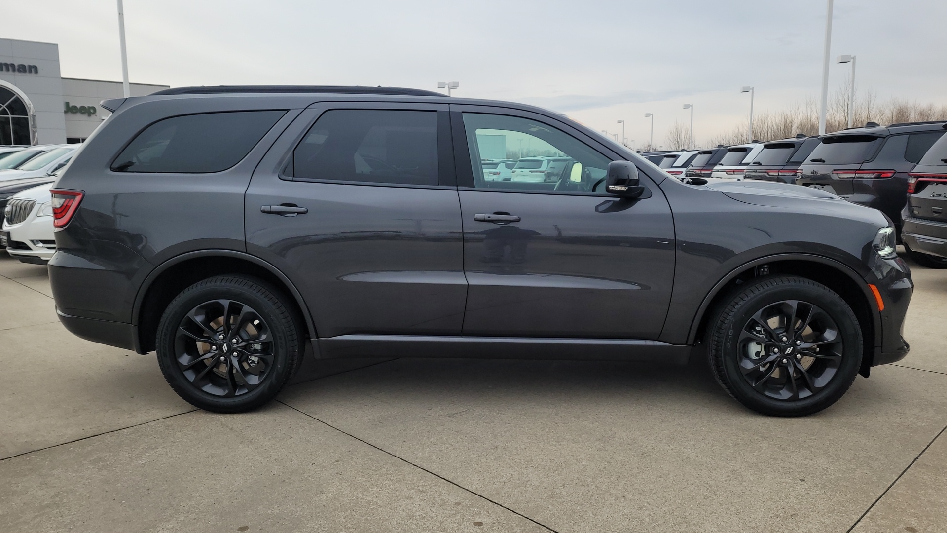 2025 Dodge Durango GT 2