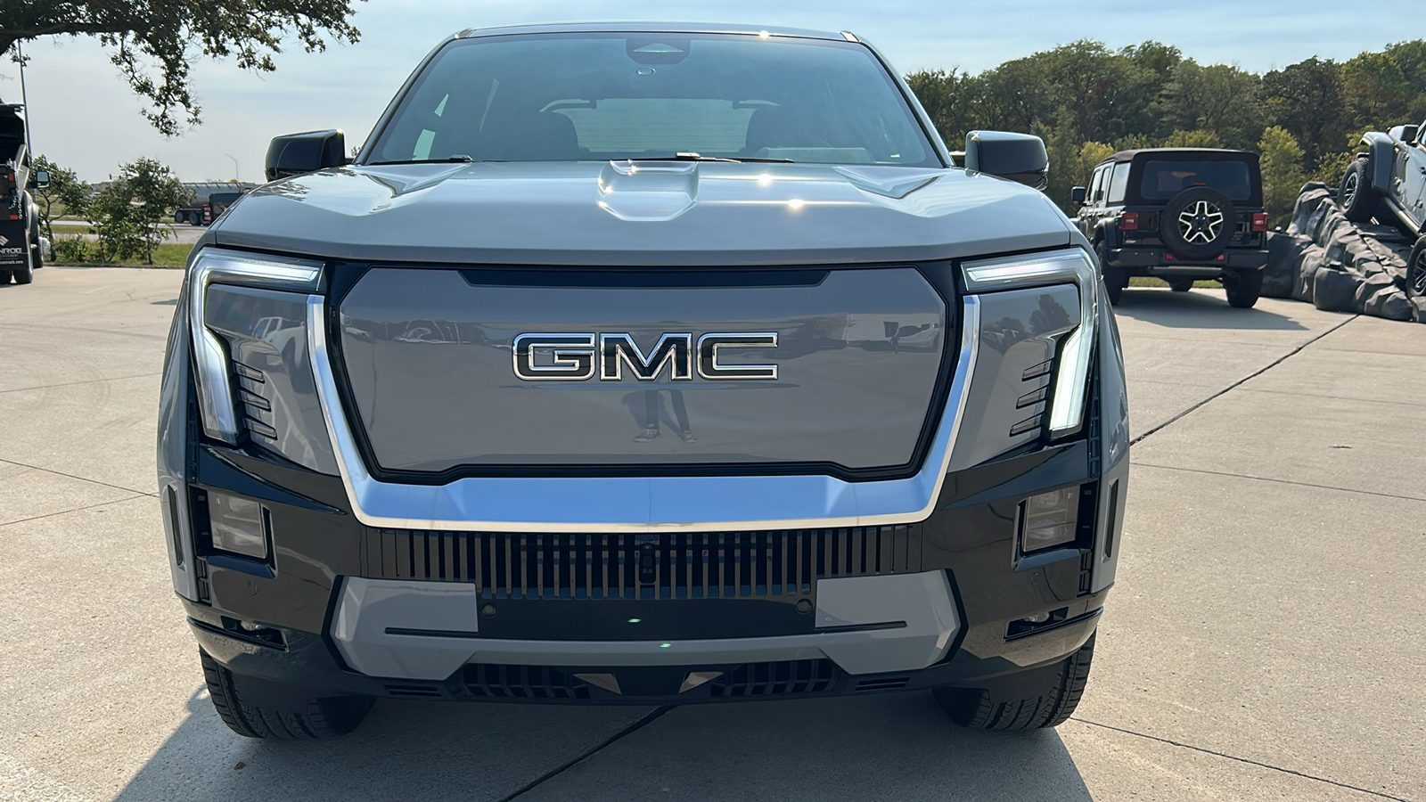 2024 GMC Sierra EV Denali Edition 1 8