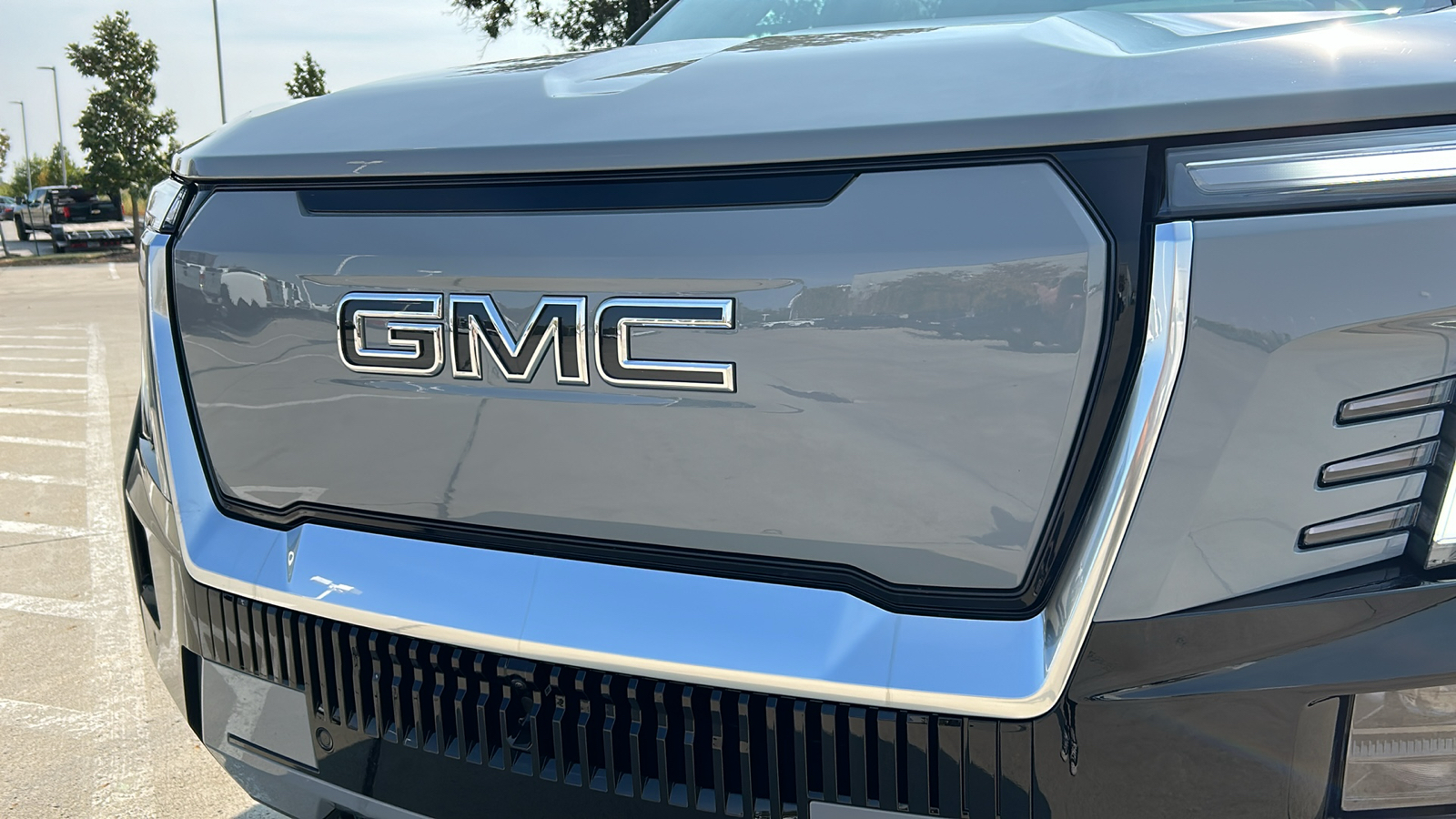 2024 GMC Sierra EV Denali Edition 1 9