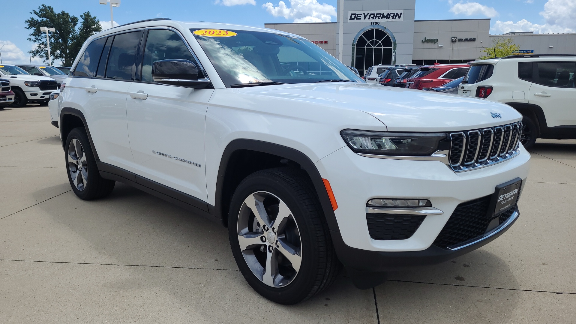 2023 Jeep Grand Cherokee Base 4xe 1