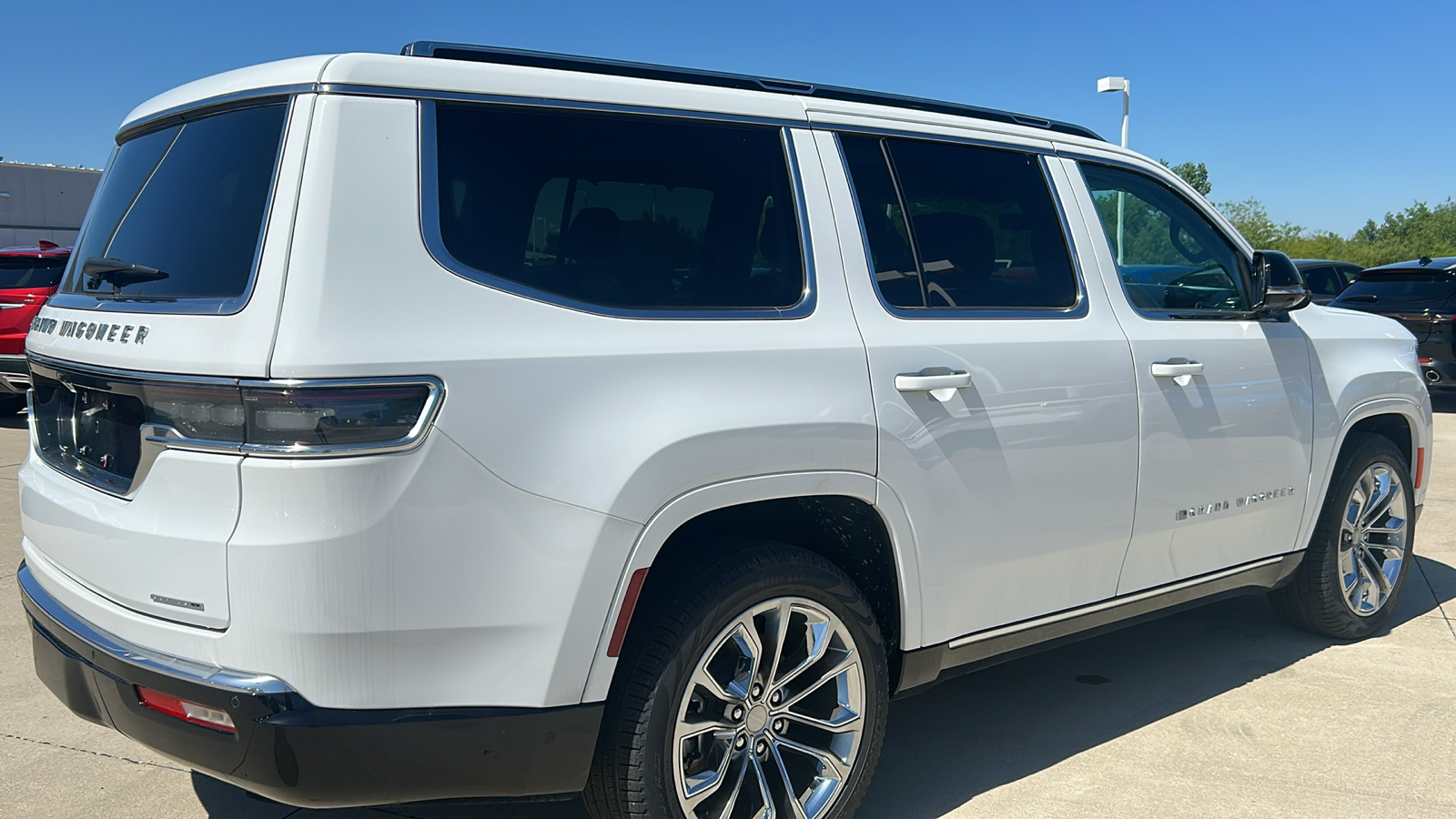 2023 Jeep Grand Wagoneer Series II 3