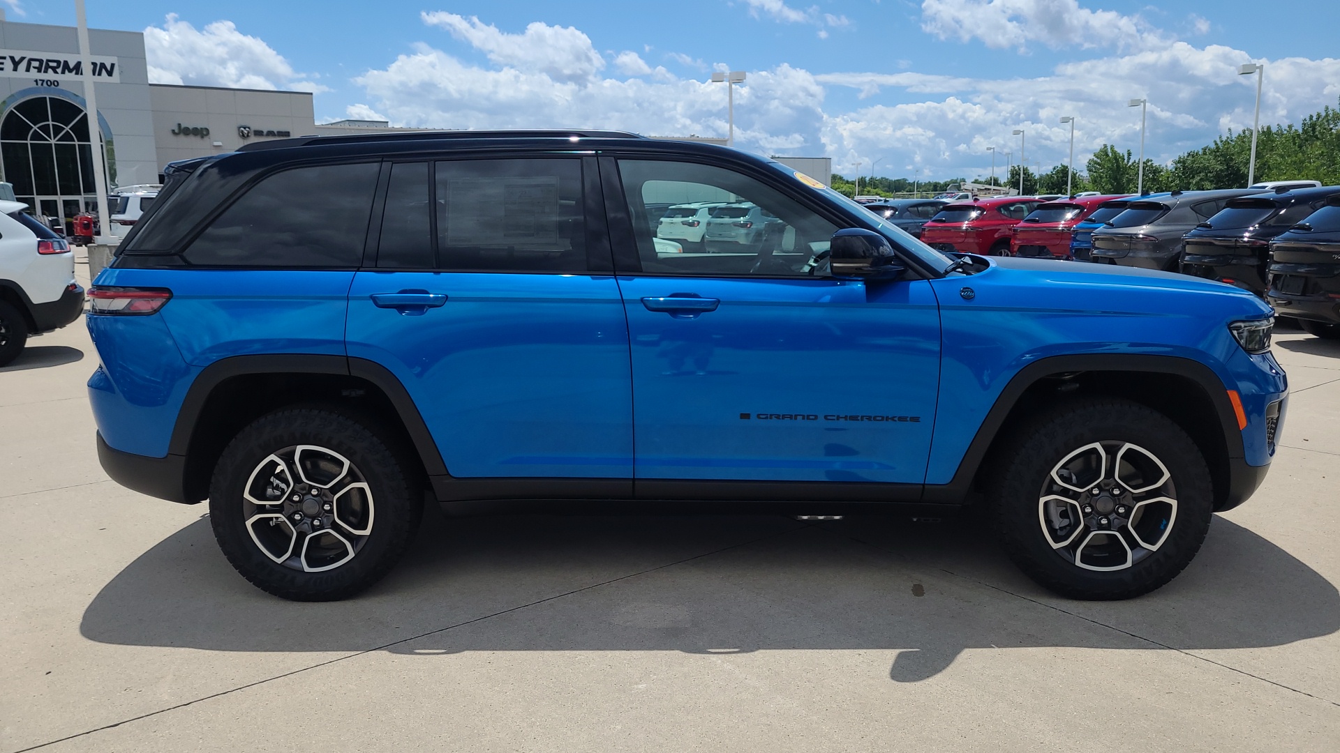 2024 Jeep Grand Cherokee Trailhawk 4xe 2