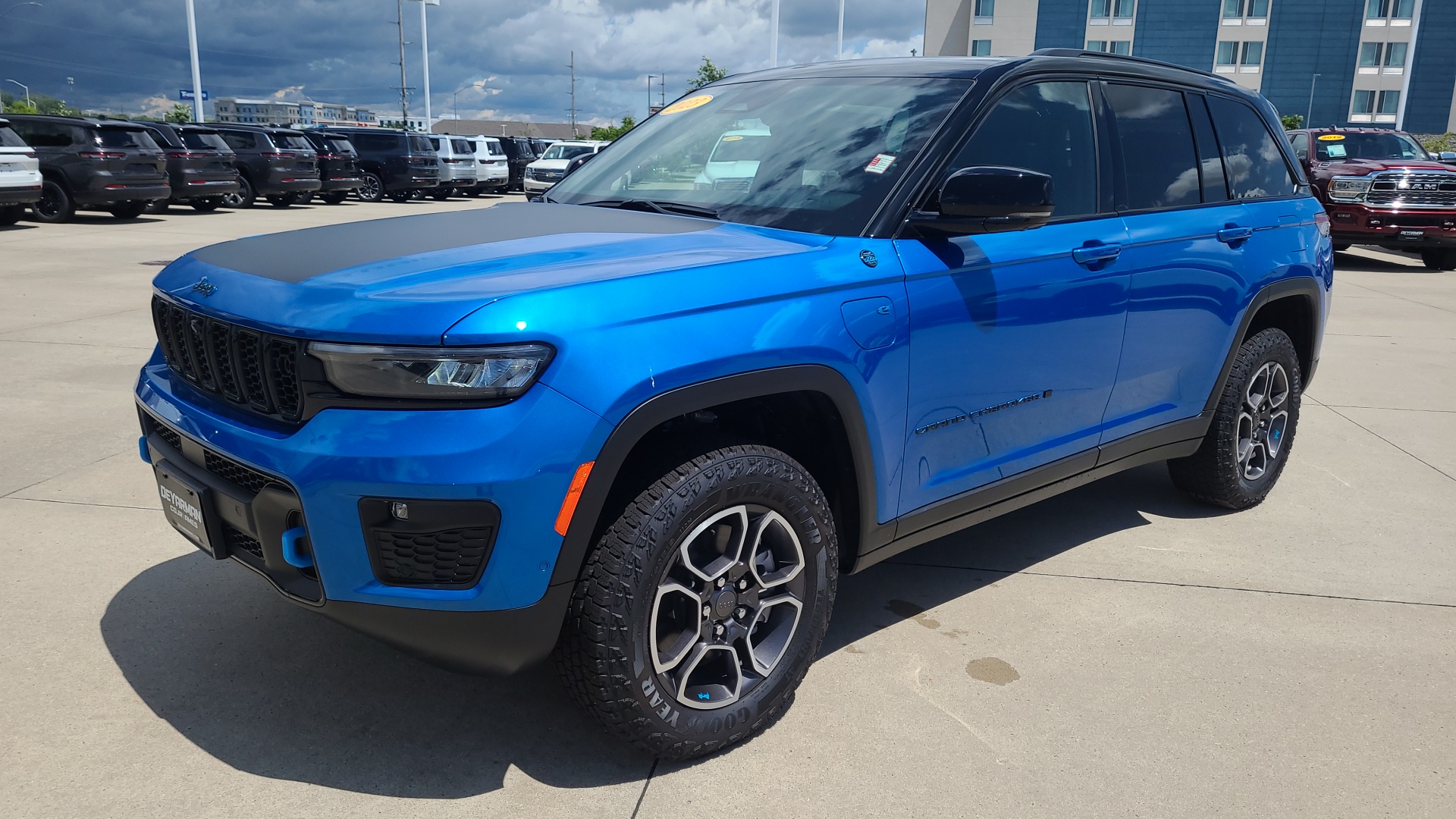 2024 Jeep Grand Cherokee Trailhawk 4xe 7