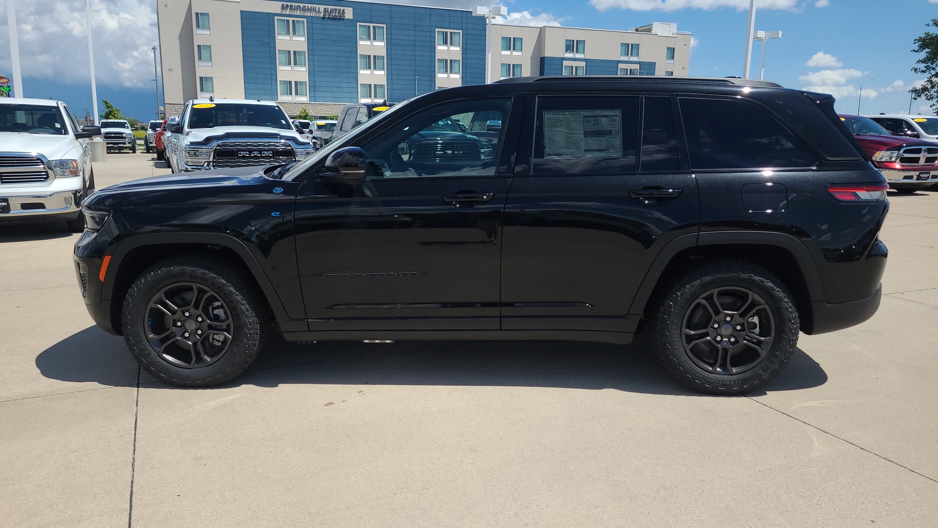 2024 Jeep Grand Cherokee Trailhawk 4xe 6