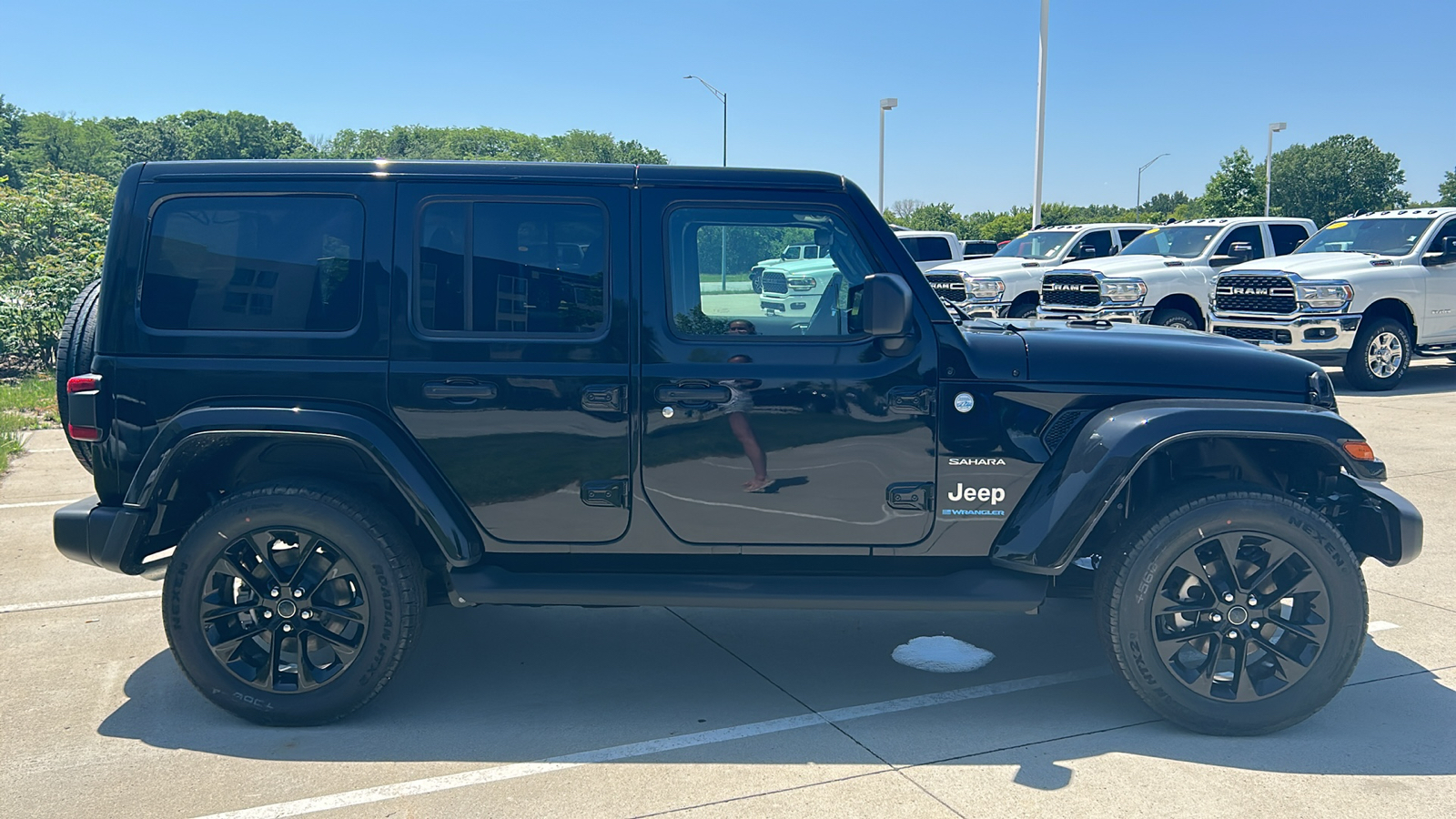 2024 Jeep Wrangler Sahara 4xe 2