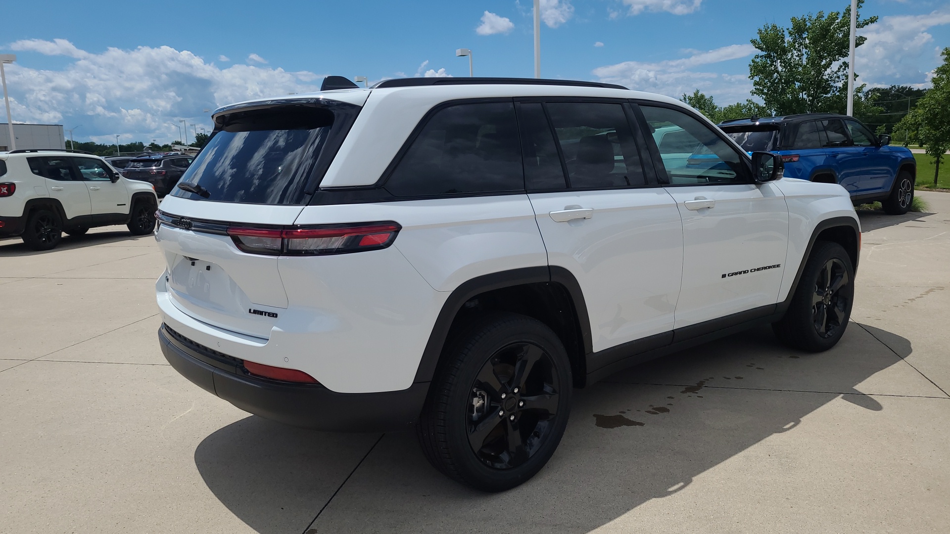 2024 Jeep Grand Cherokee Limited 3