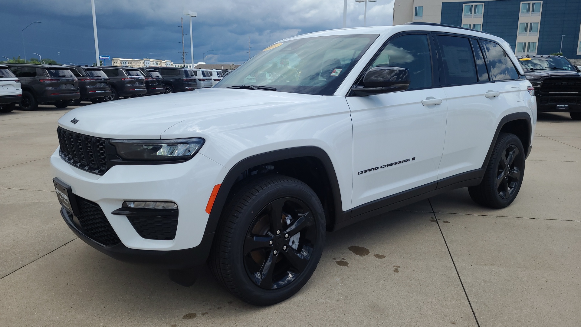 2024 Jeep Grand Cherokee Limited 7