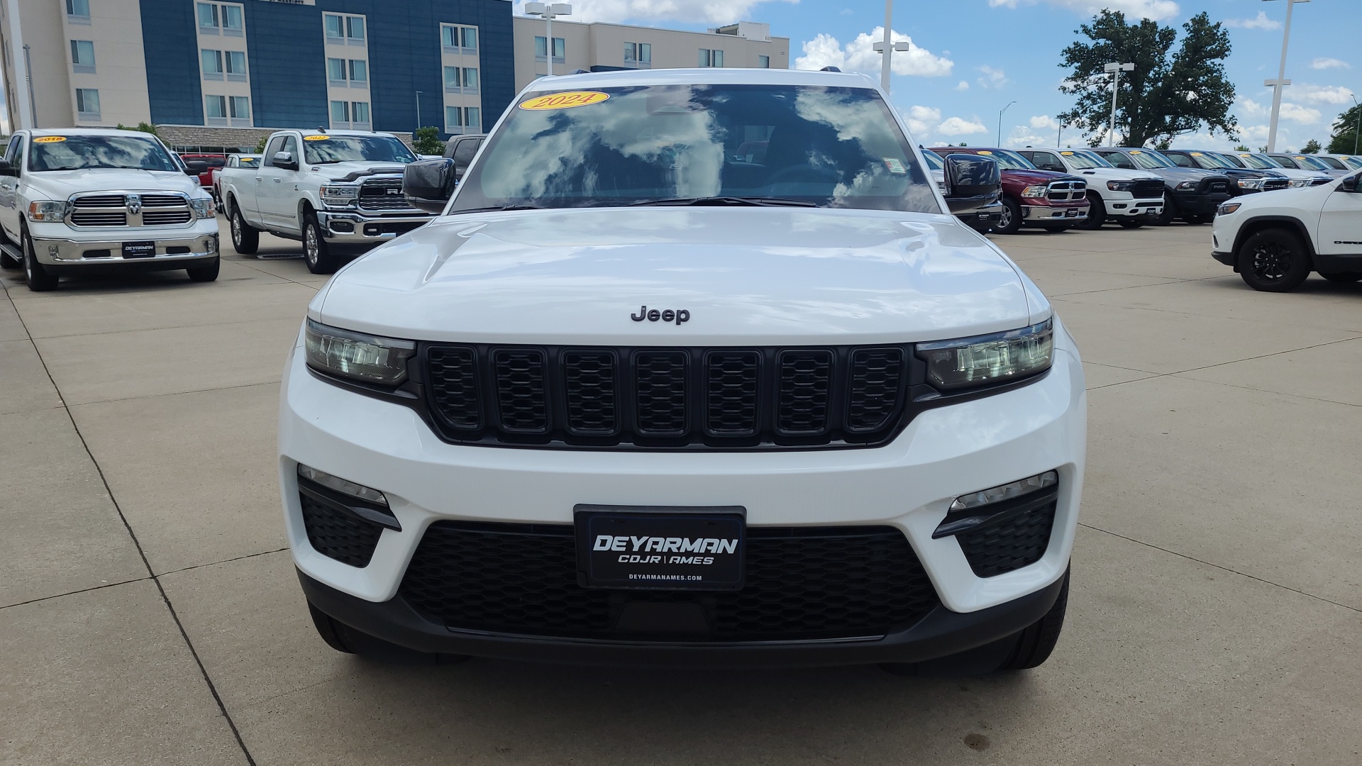 2024 Jeep Grand Cherokee Limited 8