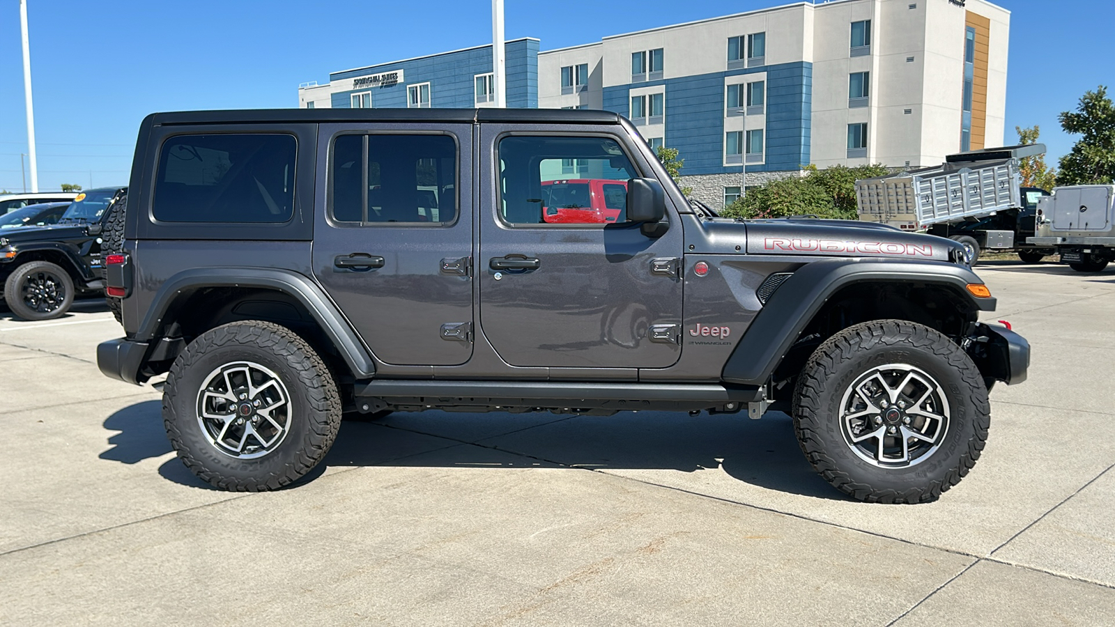 2024 Jeep Wrangler Rubicon 2