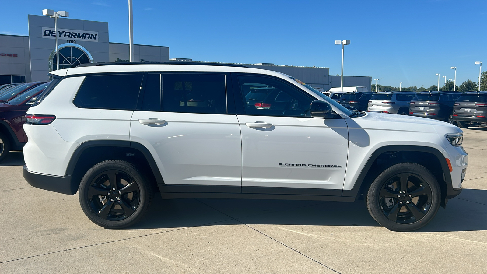 2024 Jeep Grand Cherokee L Altitude X 2