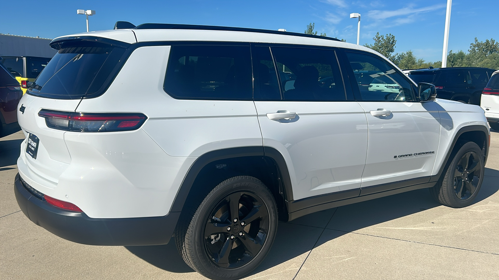 2024 Jeep Grand Cherokee L Altitude X 3