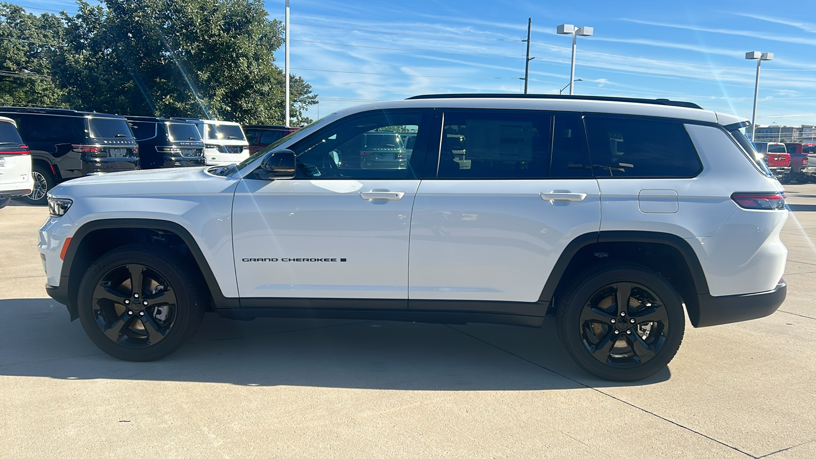 2024 Jeep Grand Cherokee L Altitude X 6