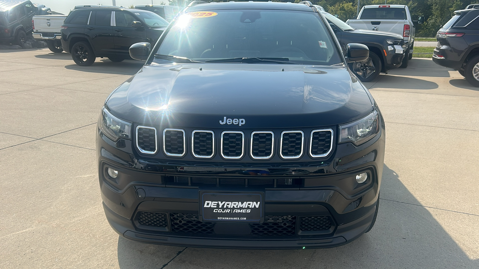 2025 Jeep Compass Latitude 8