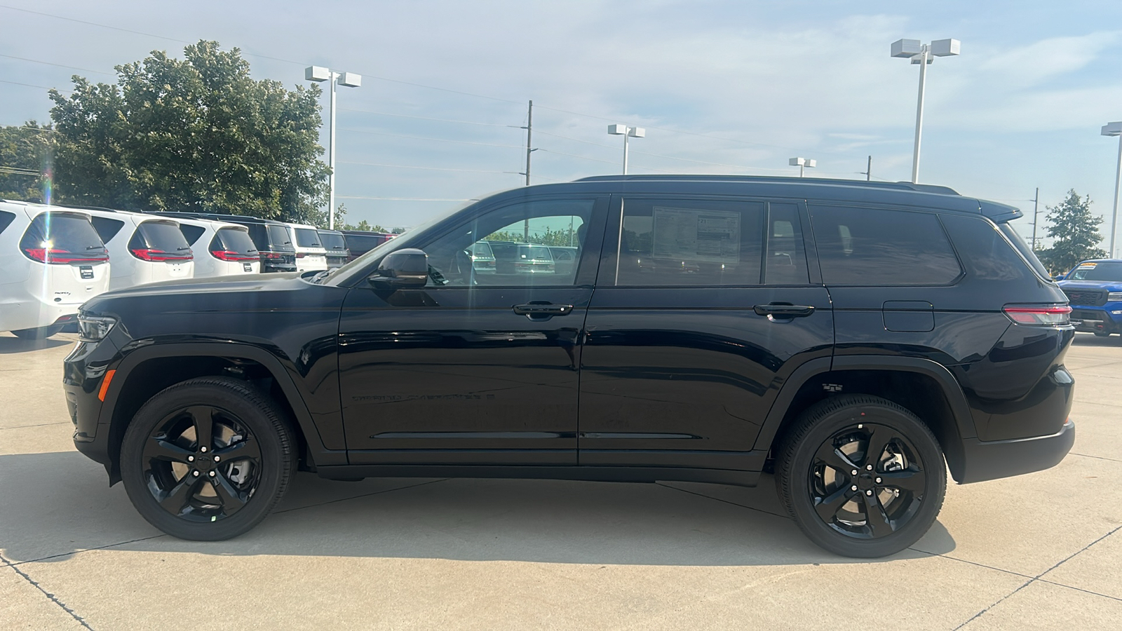 2024 Jeep Grand Cherokee L Altitude X 6