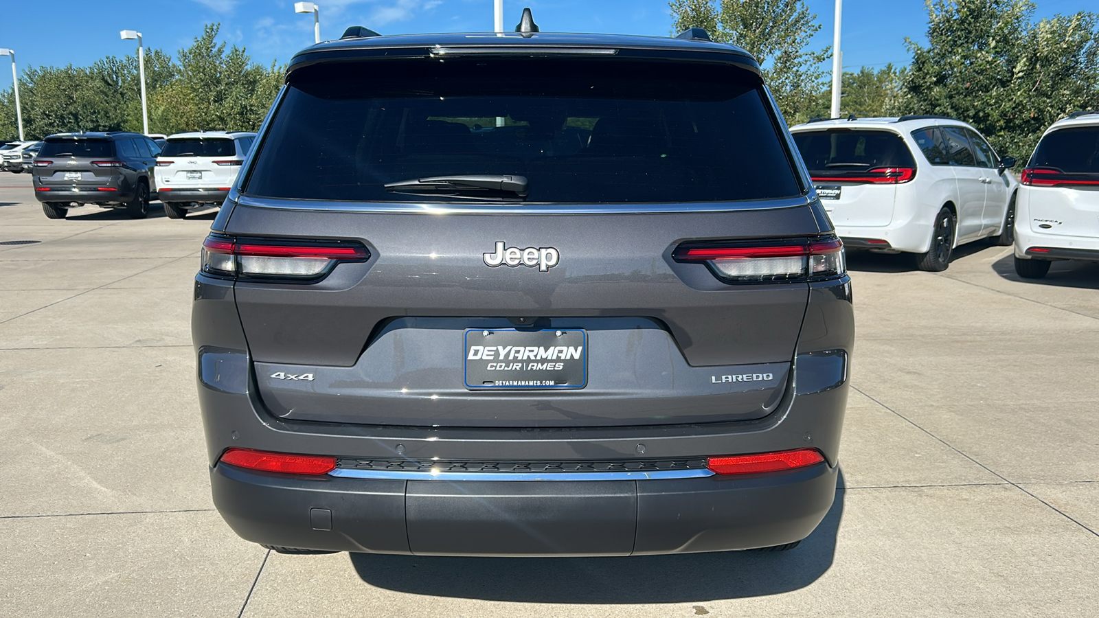 2024 Jeep Grand Cherokee L Laredo 4