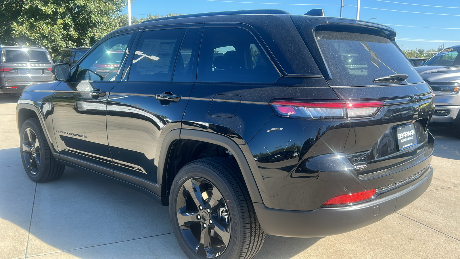 2024 Jeep Grand Cherokee Altitude X 5