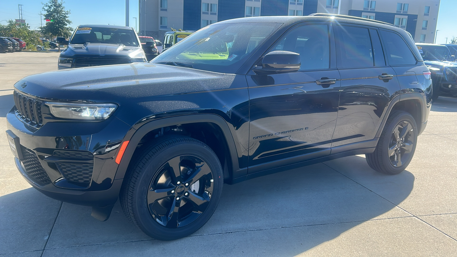 2024 Jeep Grand Cherokee Altitude X 7