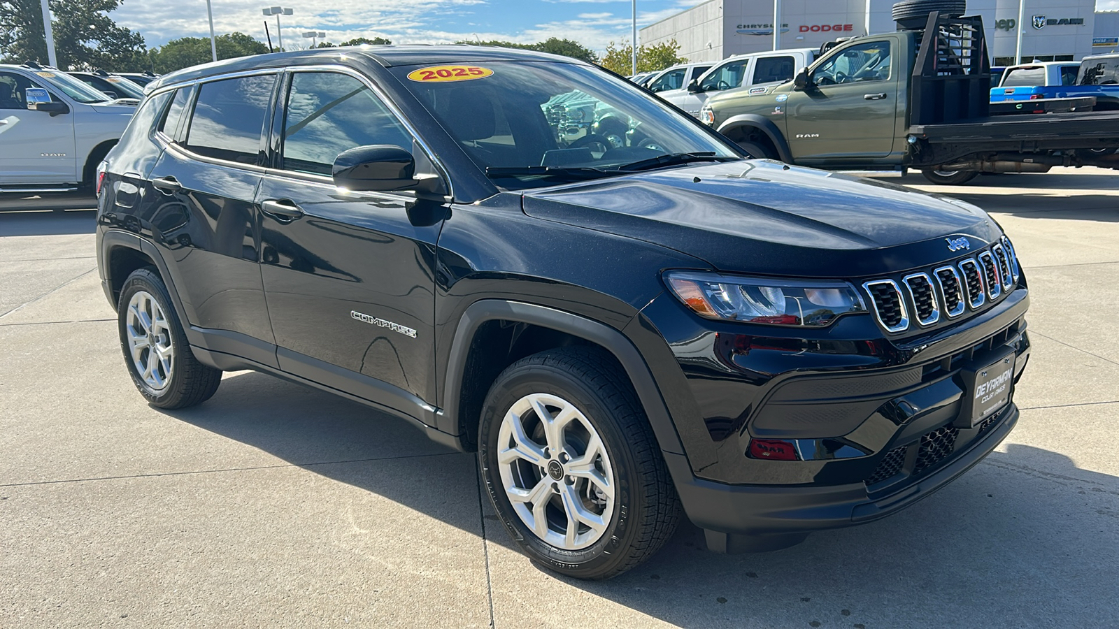 2025 Jeep Compass Sport 1