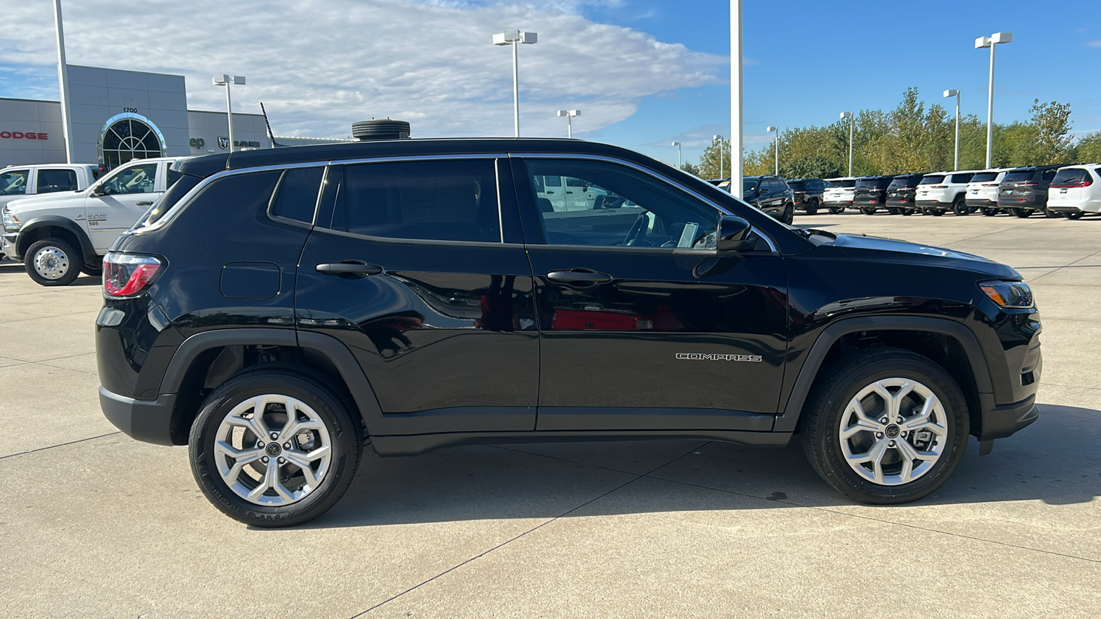 2025 Jeep Compass Sport 2