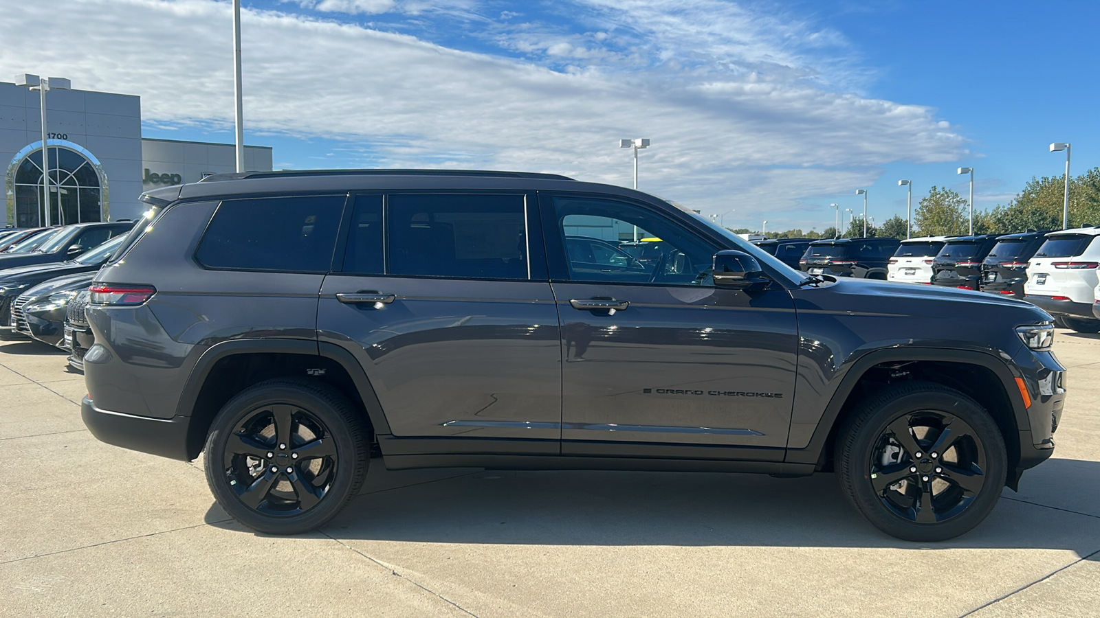 2024 Jeep Grand Cherokee L Altitude X 2