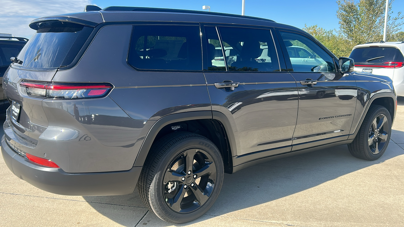 2024 Jeep Grand Cherokee L Altitude X 3