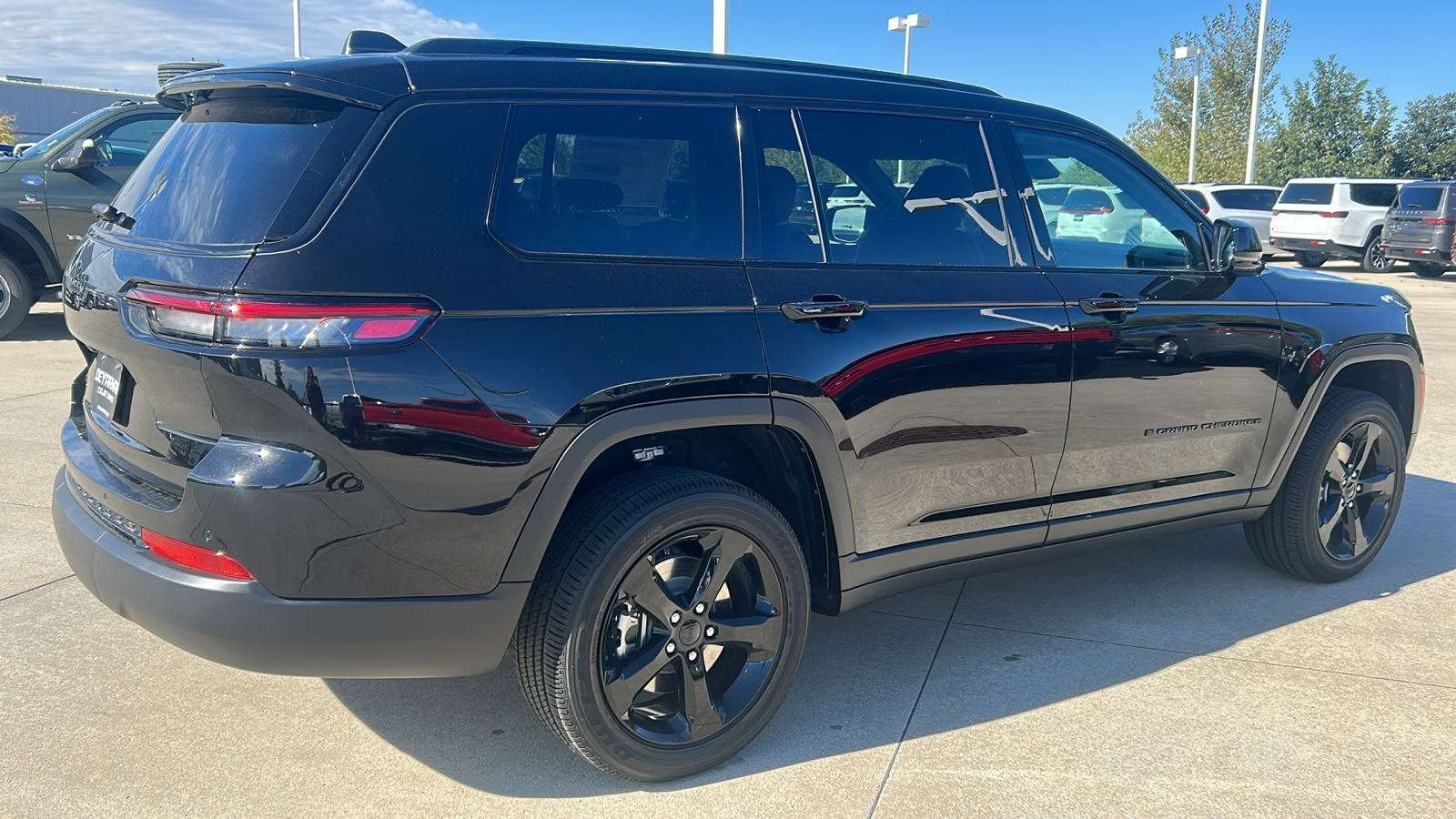 2024 Jeep Grand Cherokee L Altitude X 3